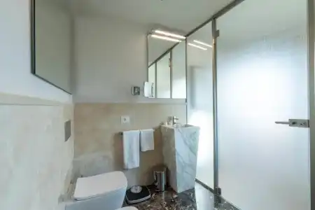 Donati Luxury Tower Suites - 208