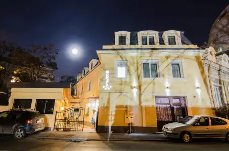 Boutique Monaco - 6