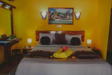 Anse Kerlan Beach Chalets - 19