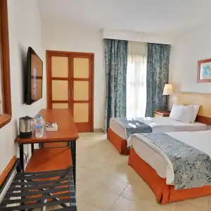 Marina Plaza, Tala Bay - 32