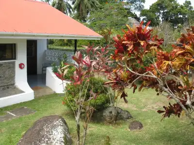 Daniella's Bungalows - 12