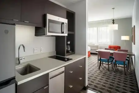 TownePlace Suites by Marriott Venice - 1