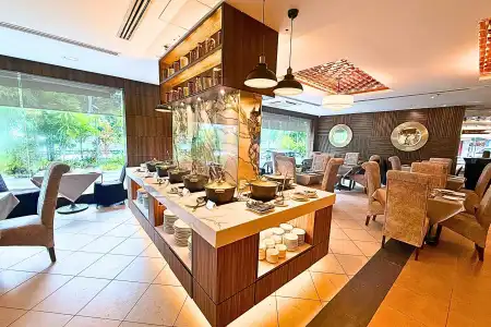 Howard Johnson by Wyndham Kota Kinabalu City Centre - 39
