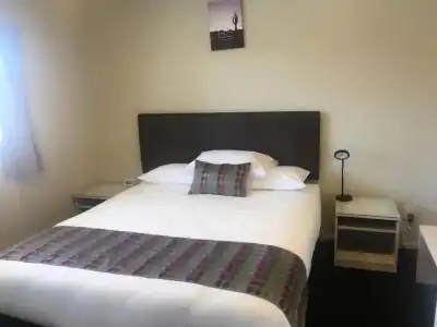 Ellerslie Palms Motel - 49