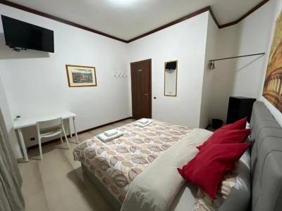 Bella Roma Guest House - 12