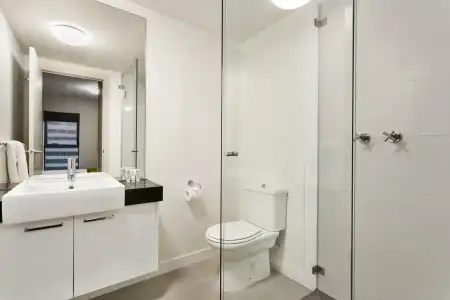 Quest Docklands - 8