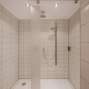 Newton Heilbronn - 43