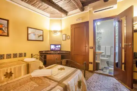 Alloggio dei Vassalli, In the Heart of the Historic Center - 94