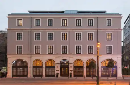 10 Karakoy - 1