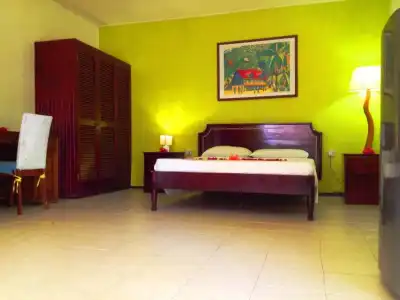 Beau Vallon Bungalows - 25