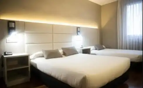 B&B Zaragoza Royal - 63