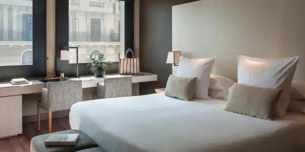 Grand Central, Small Luxurys - 36