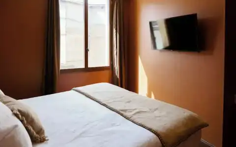 Hôtel ROSA - Bordeaux Centre Gare Saint Jean - 68