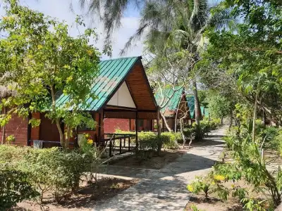 Kradan Beach Resort - 18