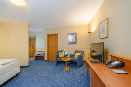 PLAZA INN Koln - 44