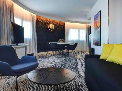 Novotel Paris 14 Porte d'Orléans - 40