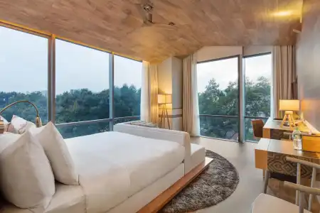 Fusion Suites Saigon - 6