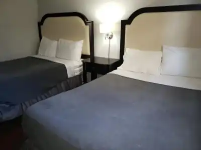Niagara Falls Courtside Inn - 52