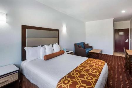 Rodeway Inn & Suites Pasadena - 41