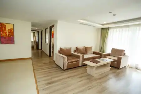 Crowne Imperial - 104