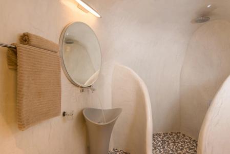 Elite Luxury Suites - 40