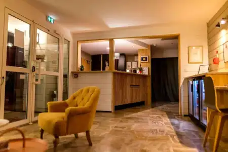 Ostal Pau Université - Sure Collection by Best Western - 3