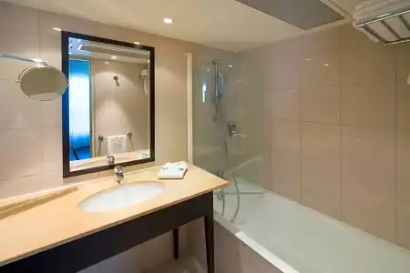 Mercure Montpellier Centre Antigone - 46