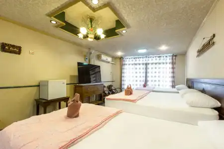 SK Boutique Maha Nakhon - 32