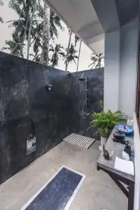 Nirvana Beach Boutique - 23