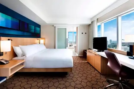 Deltas by Marriott Toronto - 3