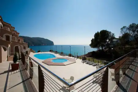 Bahía Suites Camp de Mar - 21