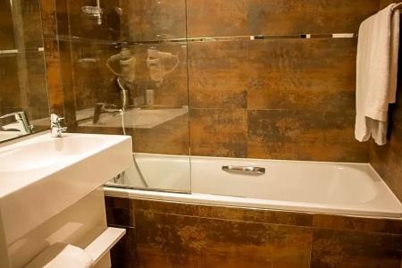 Best Western Plus Le Moderne - 92