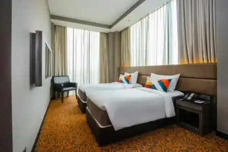 Aqueen Paya Lebar - 35