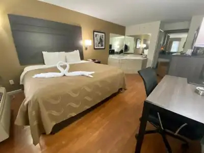 Quality Inn Branson - Hwy 76 Central - 27
