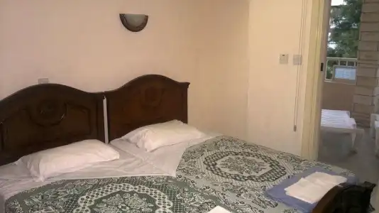 Chrysanthos Boutique Apartments - 6