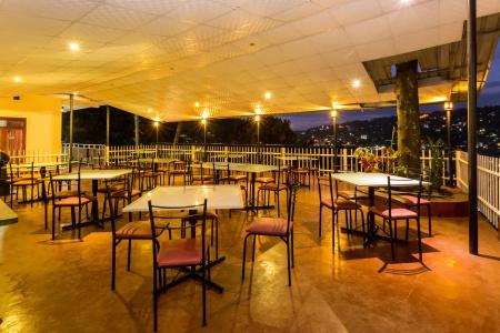 Tamarind Tree Inn. - 14