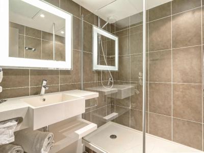Novotel Chartres - 81