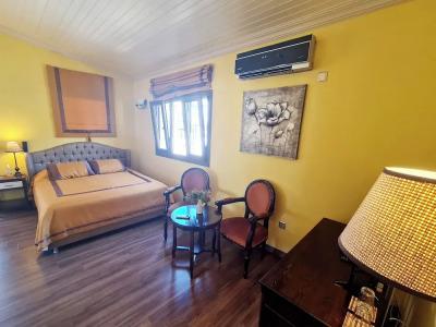 Sofia Boutique 9 - 53