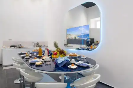 Bed&Breakfast Skyhouse Chiaia - 1