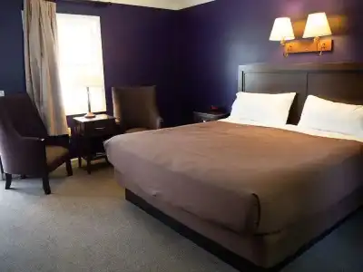 Blowing Rock Inn - 6