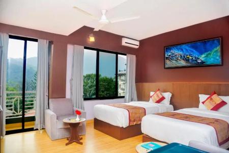 Trekkers Inn - 90