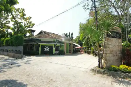 The Soemarsono - 25