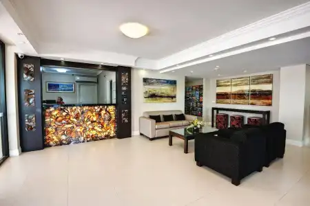 ULTIQA Beach Haven At Broadbeach - 11