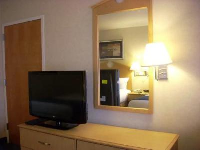 Marco LaGuardia & Suites - 65