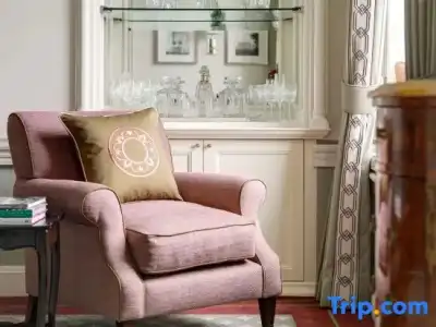 The Shelbourne, Autograph Collection - 107