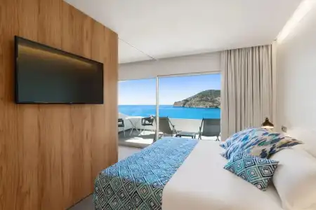 Bahía Suites Camp de Mar - 46