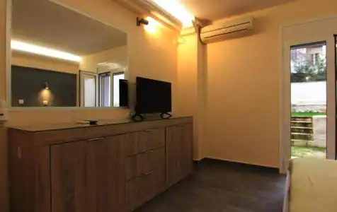 Ariston - 46