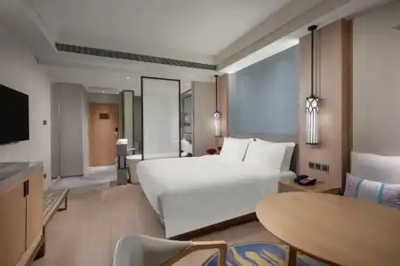 Crowne Plaza Shanghai Nanjing Road by IHG - 34