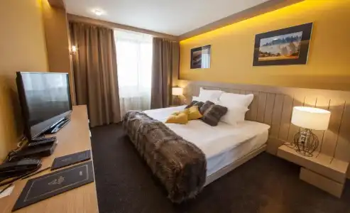 SG Amira Boutique - 24