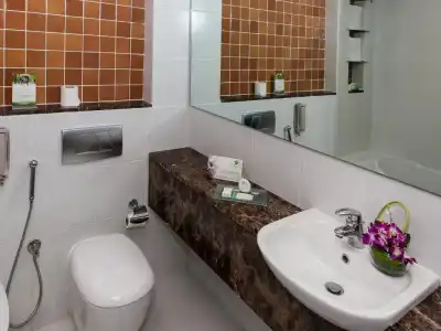 Flora Creek Deluxe Apartments Dubai - 55